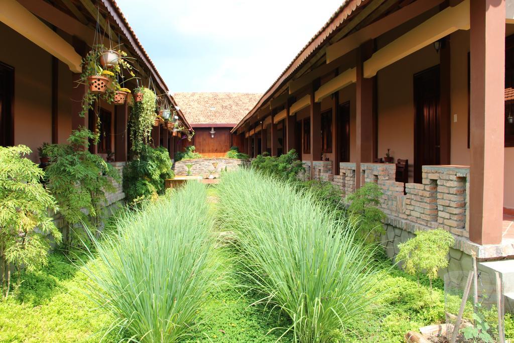 Gite Nam Hien Mekong Cho Lach Exterior foto